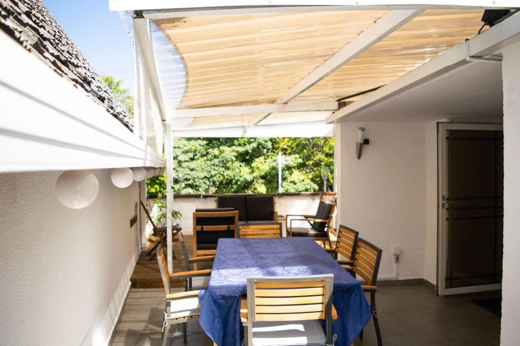 Appartamento Le Flamboyant Saint-Gilles-les Bains Esterno foto
